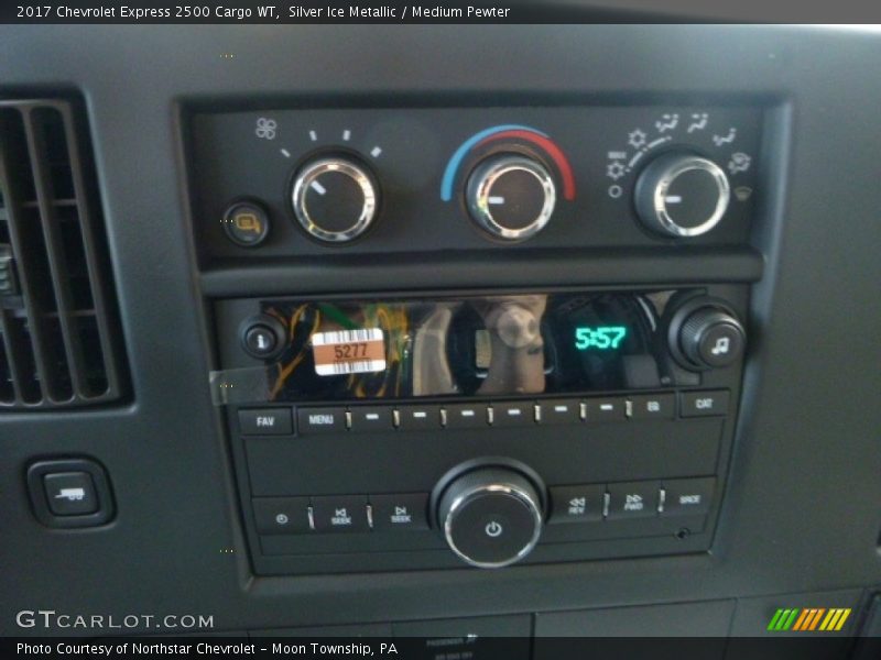 Silver Ice Metallic / Medium Pewter 2017 Chevrolet Express 2500 Cargo WT