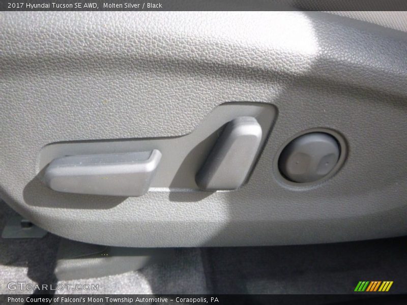Molten Silver / Black 2017 Hyundai Tucson SE AWD