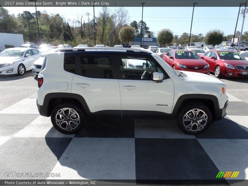 Bright White / Dark Slate Gray 2017 Jeep Compass Sport