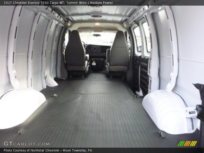 Summit White / Medium Pewter 2017 Chevrolet Express 3500 Cargo WT