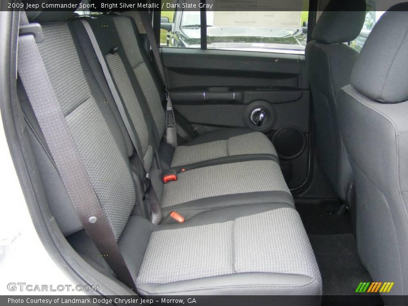 Bright Silver Metallic / Dark Slate Gray 2009 Jeep Commander Sport