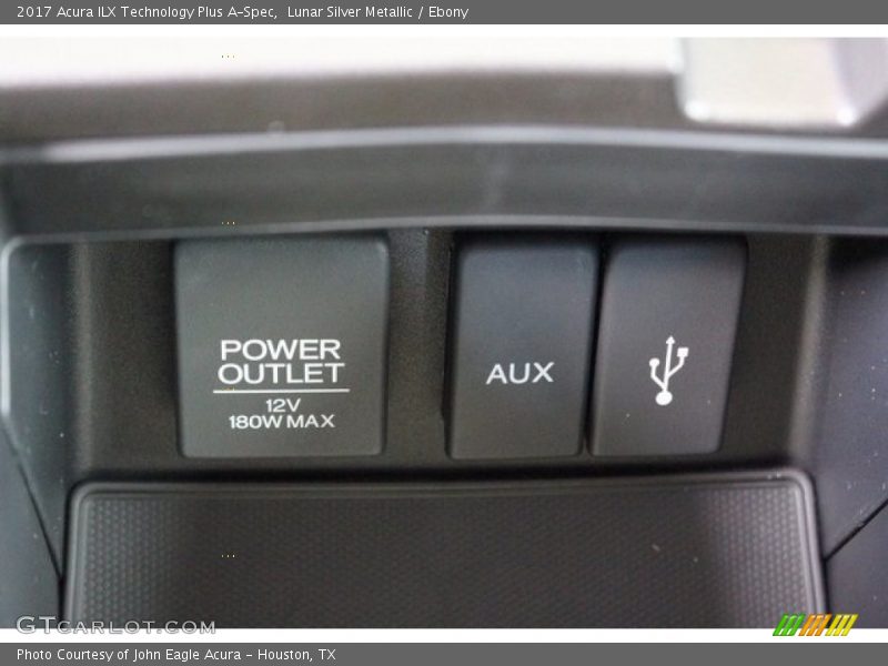 Lunar Silver Metallic / Ebony 2017 Acura ILX Technology Plus A-Spec