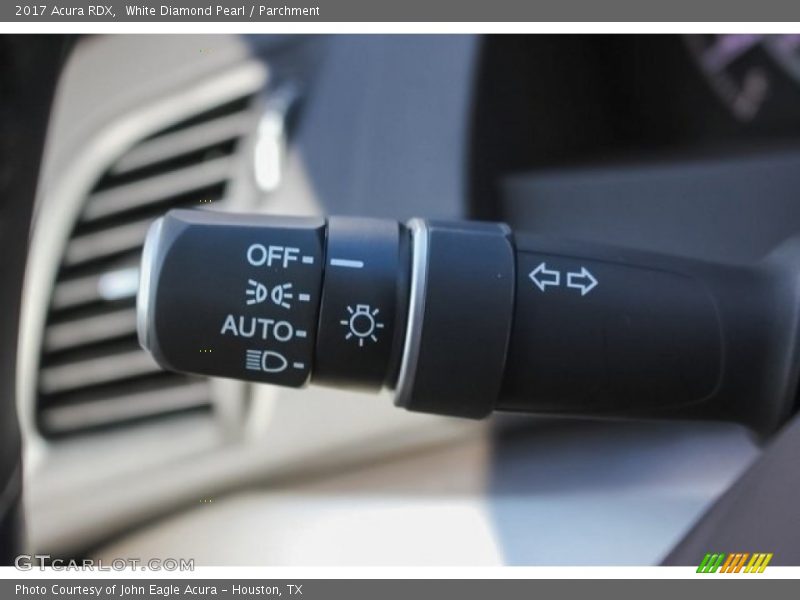 White Diamond Pearl / Parchment 2017 Acura RDX