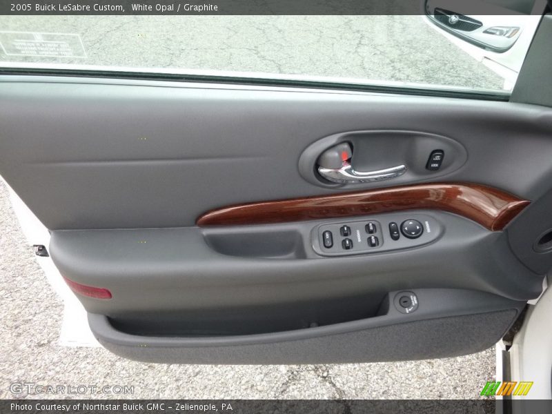 White Opal / Graphite 2005 Buick LeSabre Custom