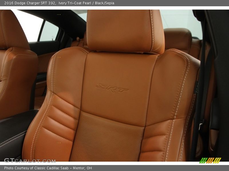 Ivory Tri-Coat Pearl / Black/Sepia 2016 Dodge Charger SRT 392