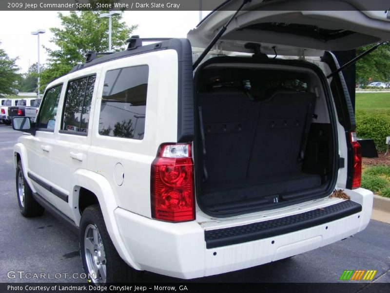 Stone White / Dark Slate Gray 2009 Jeep Commander Sport