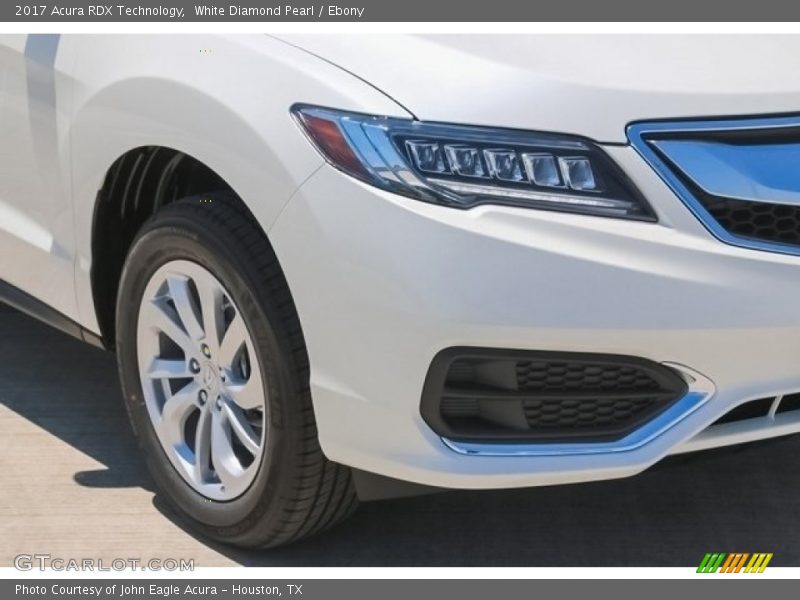 White Diamond Pearl / Ebony 2017 Acura RDX Technology