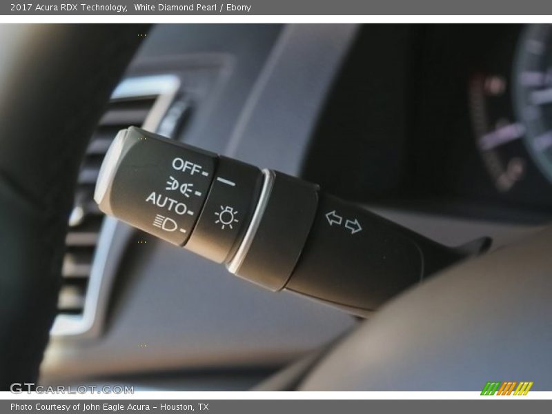 White Diamond Pearl / Ebony 2017 Acura RDX Technology