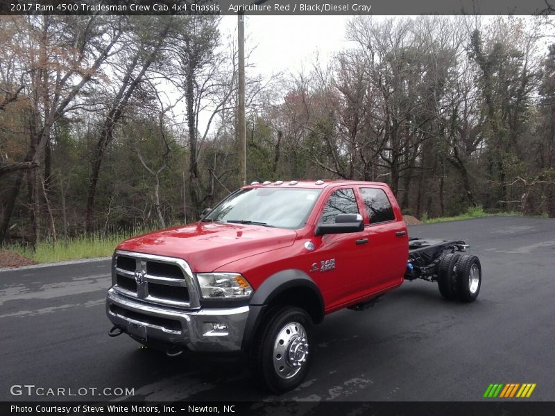  2017 4500 Tradesman Crew Cab 4x4 Chassis Agriculture Red