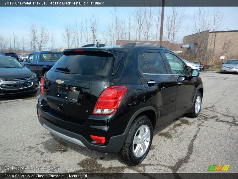 Mosaic Black Metallic / Jet Black 2017 Chevrolet Trax LT