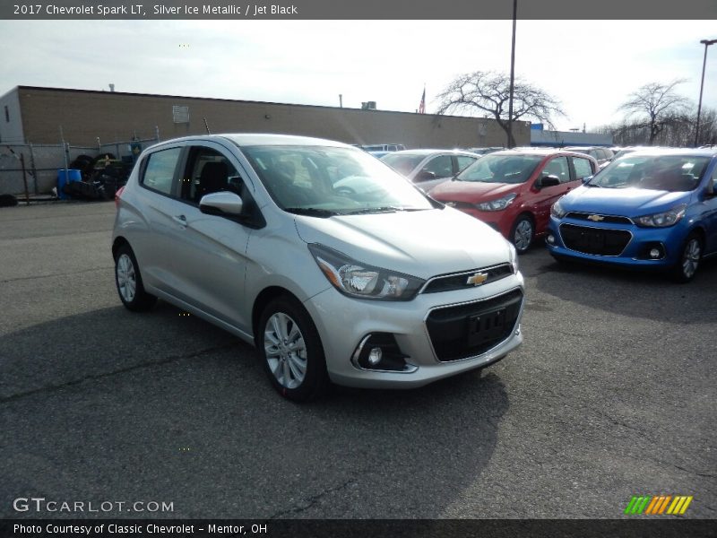 Silver Ice Metallic / Jet Black 2017 Chevrolet Spark LT
