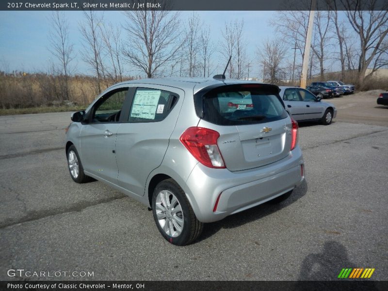 Silver Ice Metallic / Jet Black 2017 Chevrolet Spark LT