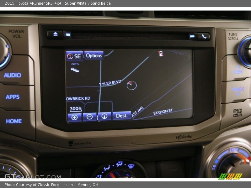 Super White / Sand Beige 2015 Toyota 4Runner SR5 4x4