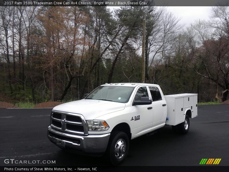 Bright White / Black/Diesel Gray 2017 Ram 3500 Tradesman Crew Cab 4x4 Chassis