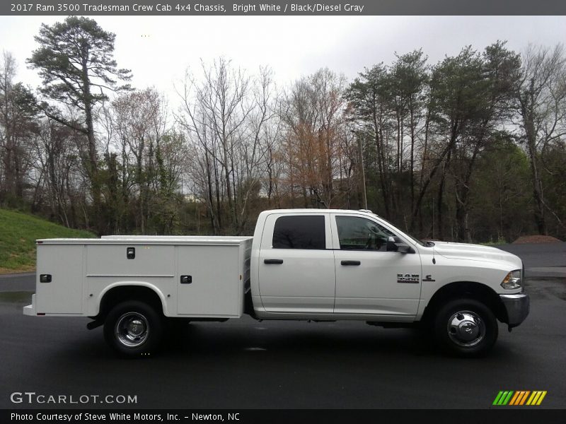 Bright White / Black/Diesel Gray 2017 Ram 3500 Tradesman Crew Cab 4x4 Chassis