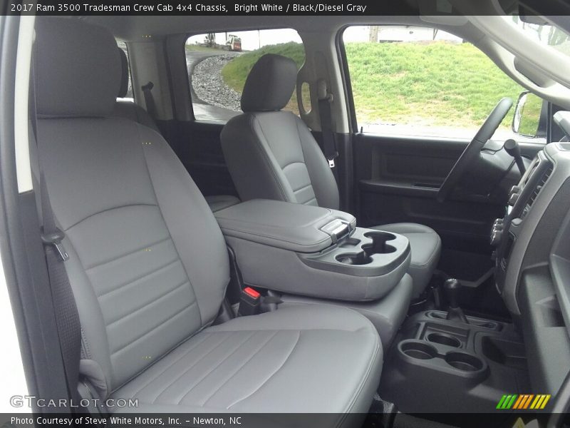 Bright White / Black/Diesel Gray 2017 Ram 3500 Tradesman Crew Cab 4x4 Chassis
