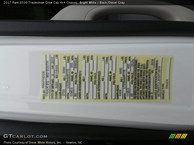Bright White / Black/Diesel Gray 2017 Ram 3500 Tradesman Crew Cab 4x4 Chassis