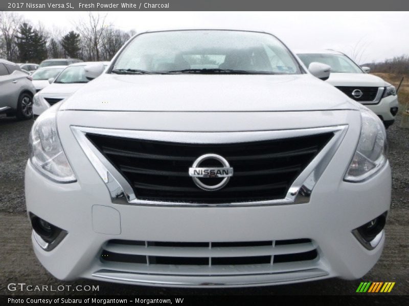 Fresh Powder White / Charcoal 2017 Nissan Versa SL