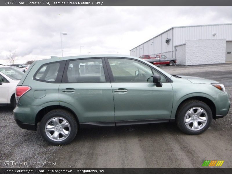 Jasmine Green Metallic / Gray 2017 Subaru Forester 2.5i