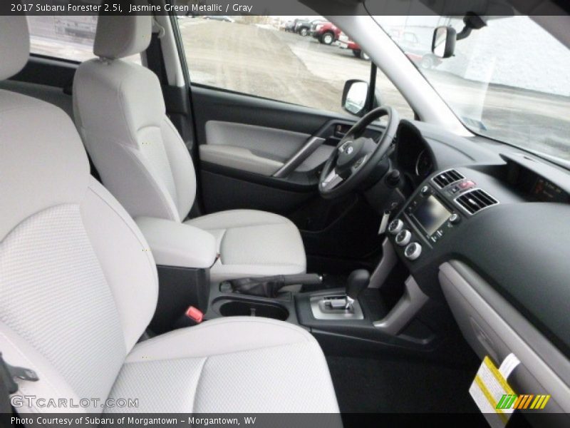 Jasmine Green Metallic / Gray 2017 Subaru Forester 2.5i