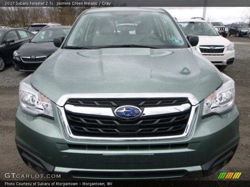 Jasmine Green Metallic / Gray 2017 Subaru Forester 2.5i