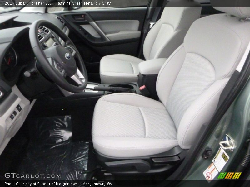 Jasmine Green Metallic / Gray 2017 Subaru Forester 2.5i