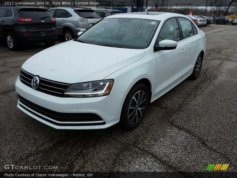 Front 3/4 View of 2017 Jetta SE