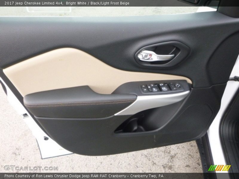 Bright White / Black/Light Frost Beige 2017 Jeep Cherokee Limited 4x4