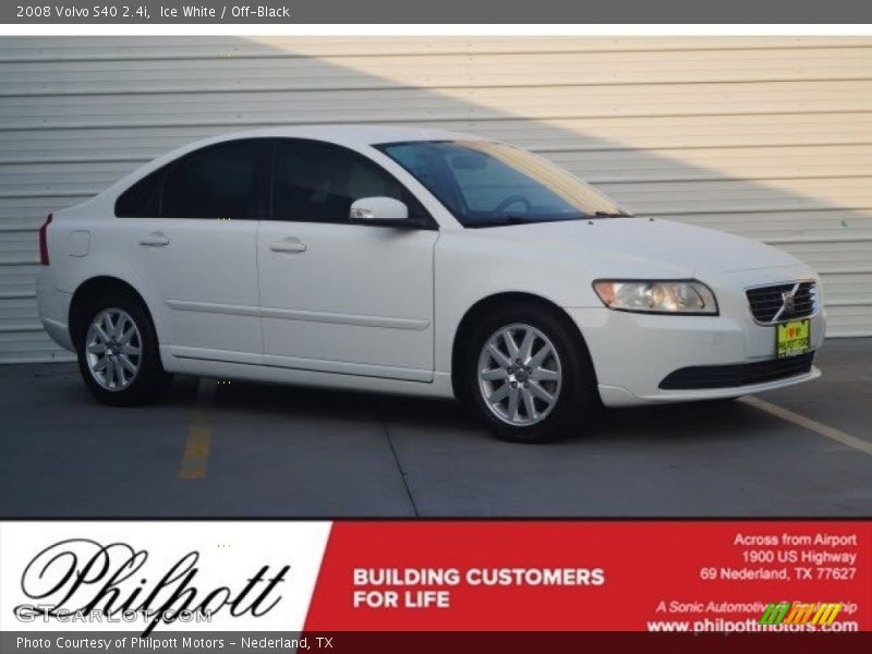 Ice White / Off-Black 2008 Volvo S40 2.4i