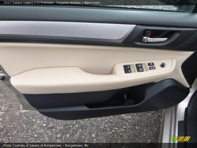 Tungsten Metallic / Warm Ivory 2017 Subaru Legacy 2.5i Premium