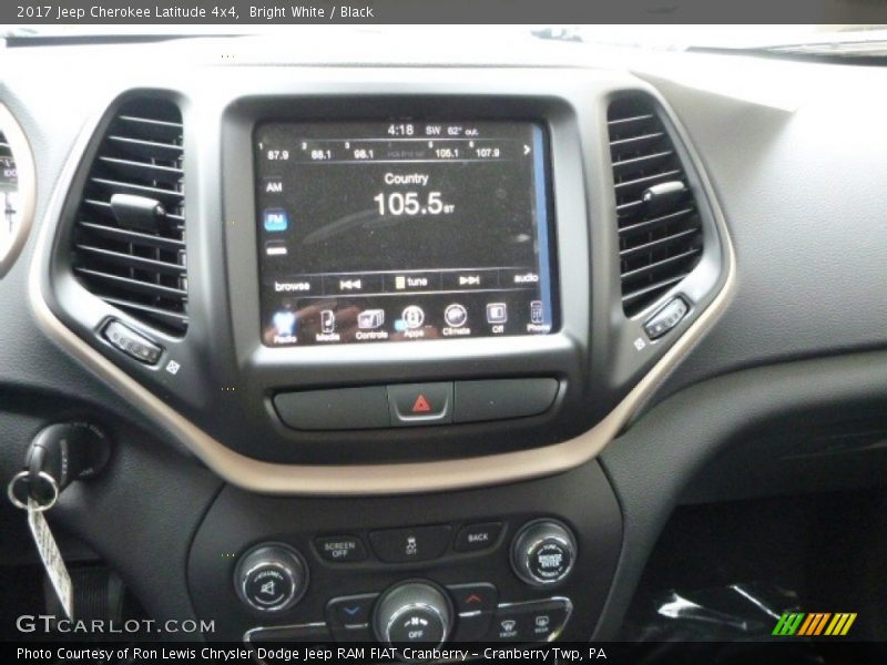 Bright White / Black 2017 Jeep Cherokee Latitude 4x4