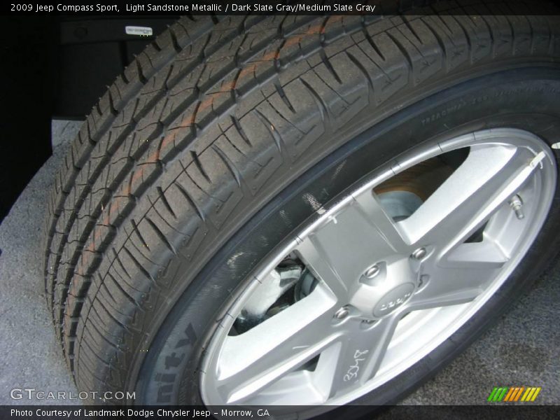 Light Sandstone Metallic / Dark Slate Gray/Medium Slate Gray 2009 Jeep Compass Sport