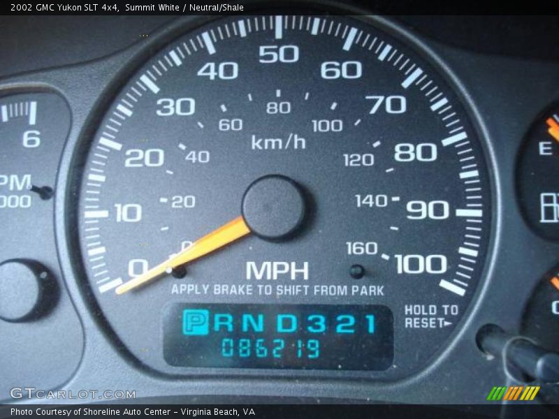 Summit White / Neutral/Shale 2002 GMC Yukon SLT 4x4
