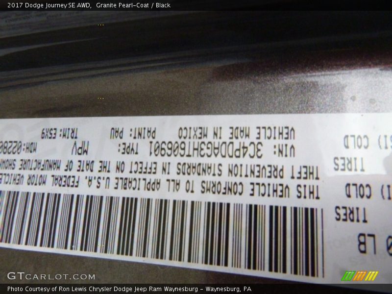 Granite Pearl-Coat / Black 2017 Dodge Journey SE AWD