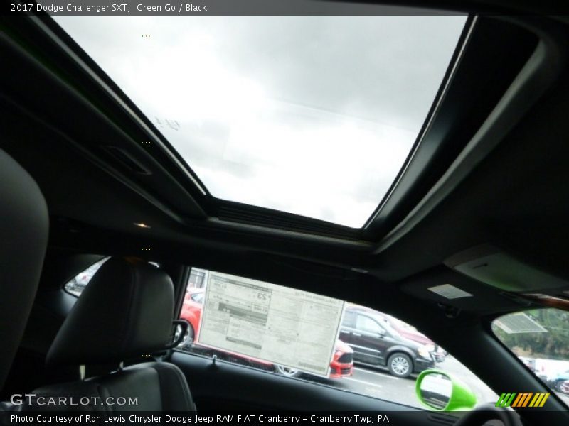 Green Go / Black 2017 Dodge Challenger SXT