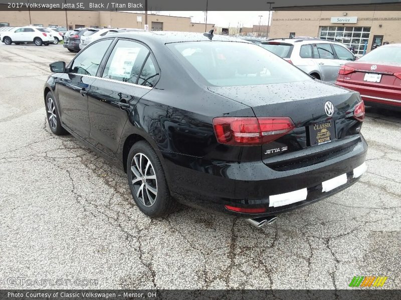Black / Titan Black 2017 Volkswagen Jetta SE