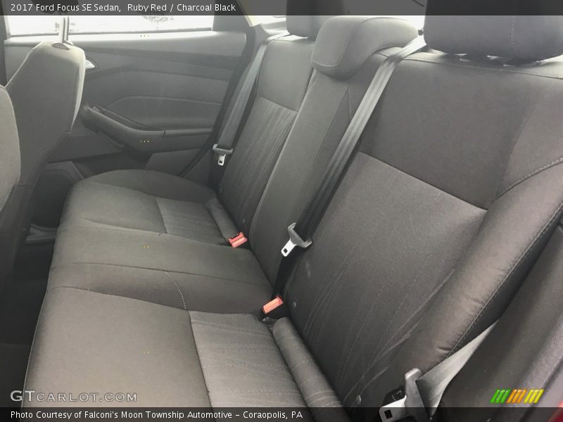 Ruby Red / Charcoal Black 2017 Ford Focus SE Sedan