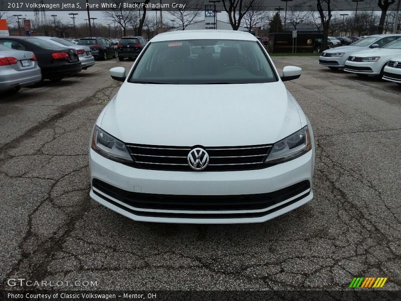 Pure White / Black/Palladium Gray 2017 Volkswagen Jetta S