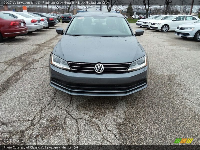 Platinum Gray Metallic / Black/Palladium Gray 2017 Volkswagen Jetta S