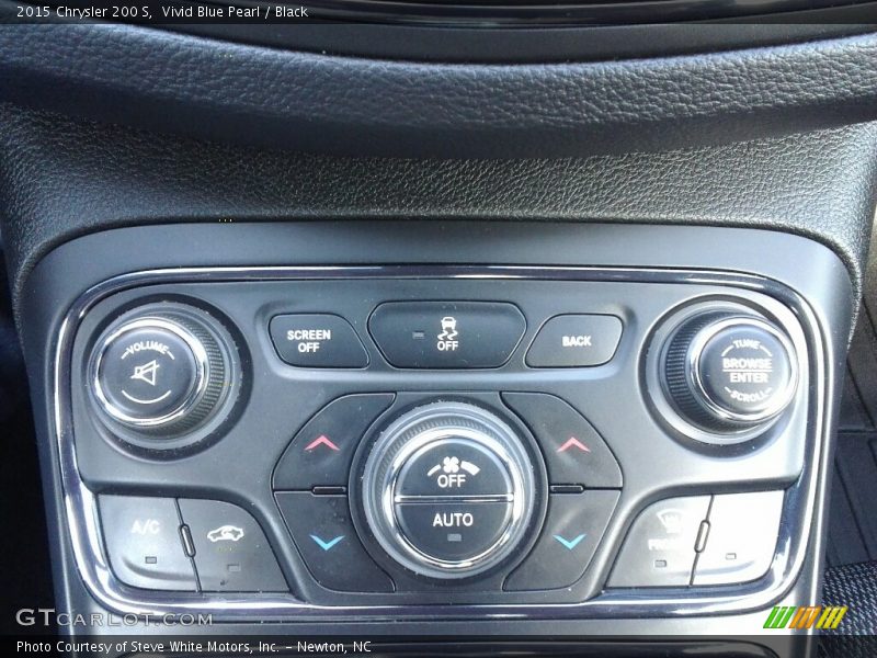 Vivid Blue Pearl / Black 2015 Chrysler 200 S