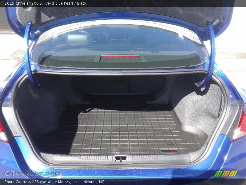 Vivid Blue Pearl / Black 2015 Chrysler 200 S