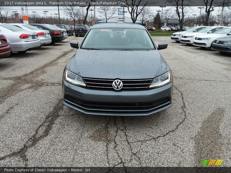 Platinum Gray Metallic / Black/Palladium Gray 2017 Volkswagen Jetta S