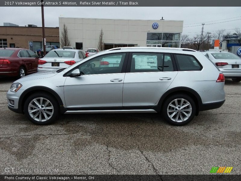  2017 Golf Alltrack S 4Motion Reflex Silver Metallic