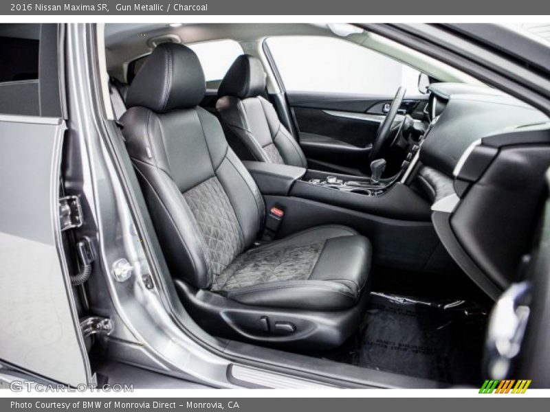 Gun Metallic / Charcoal 2016 Nissan Maxima SR