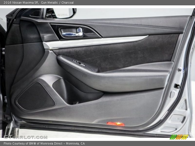 Gun Metallic / Charcoal 2016 Nissan Maxima SR