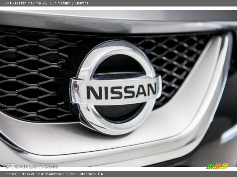 Gun Metallic / Charcoal 2016 Nissan Maxima SR