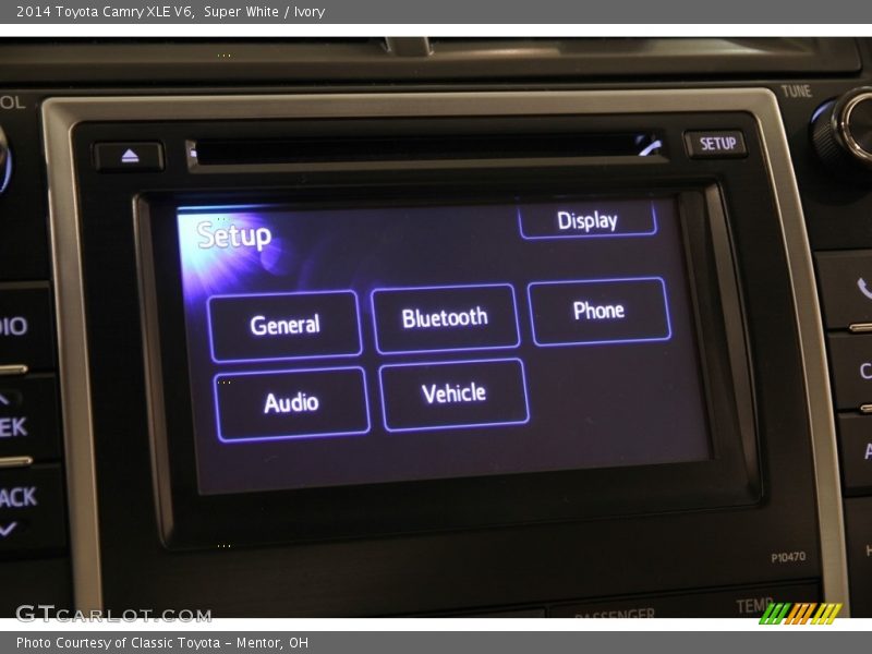 Super White / Ivory 2014 Toyota Camry XLE V6