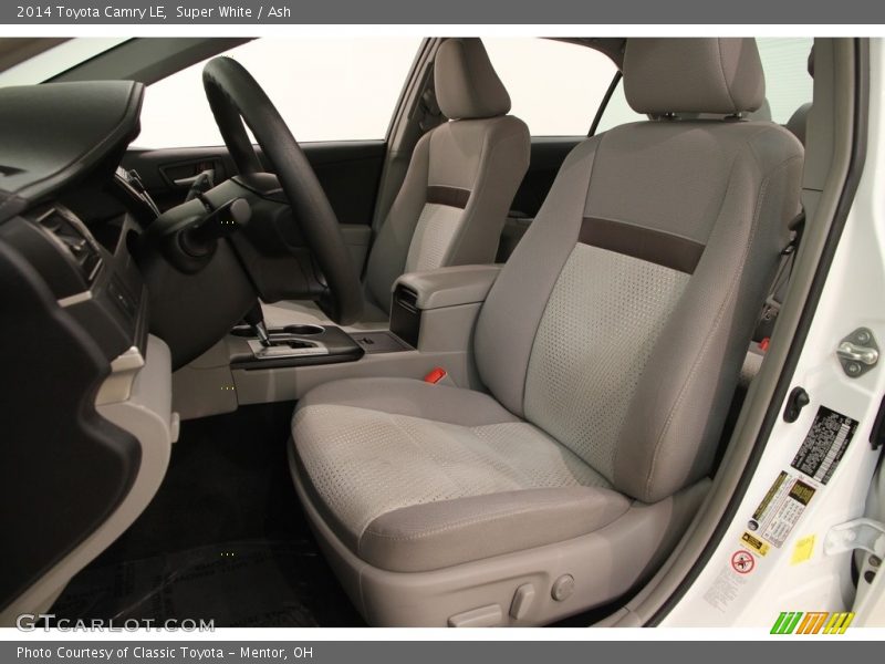 Super White / Ash 2014 Toyota Camry LE