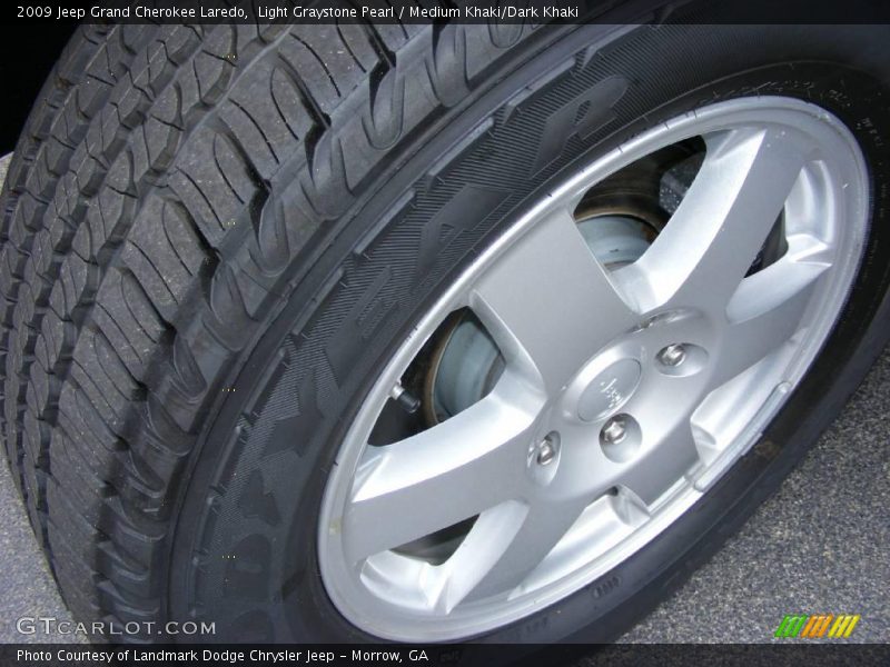 Light Graystone Pearl / Medium Khaki/Dark Khaki 2009 Jeep Grand Cherokee Laredo