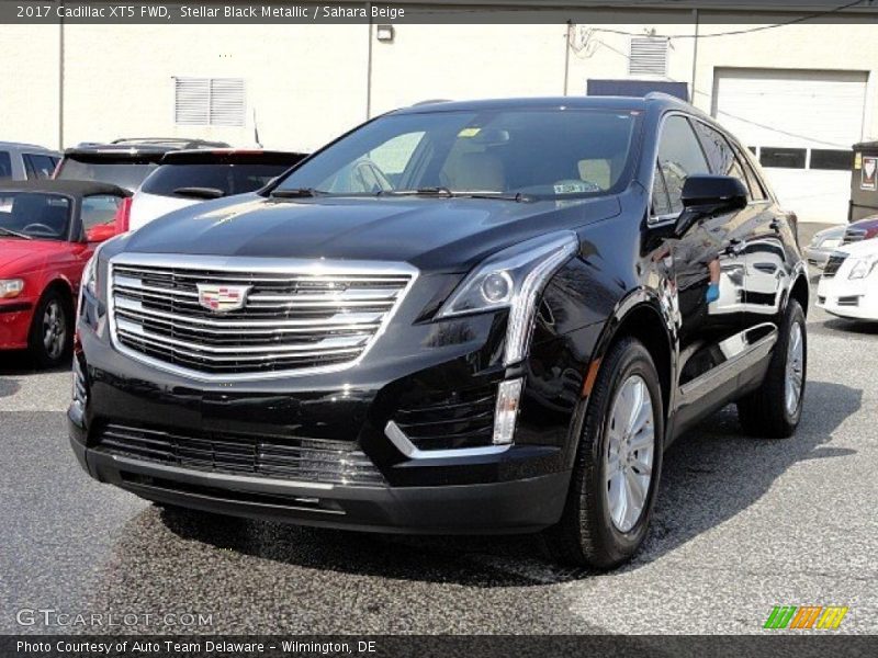 Stellar Black Metallic / Sahara Beige 2017 Cadillac XT5 FWD